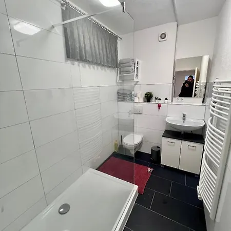 Apartment - Mitten Im Herz *
